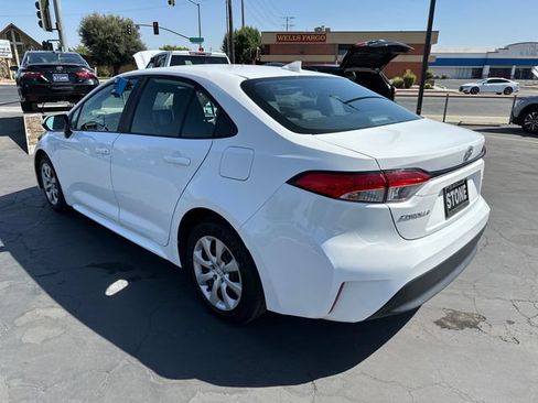 Used 2024 Toyota Corolla LE FWD image 5