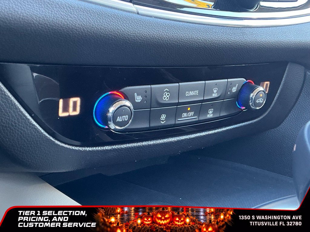 Used 2021 Buick Enclave Essence w/ Sport Touring Edition FWD image 34