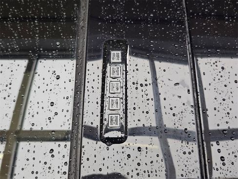 Used 2022 Ford F250 Lariat w/ Lariat Value Package image 41