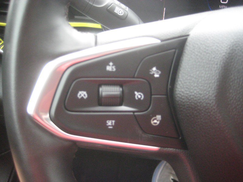 Used 2024 Chevrolet Trax LT w/ Driver Confidence Package FWD image 27