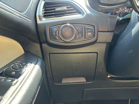 Used 2022 Ford Edge SEL w/ Convenience Package AWD/4WD image 23