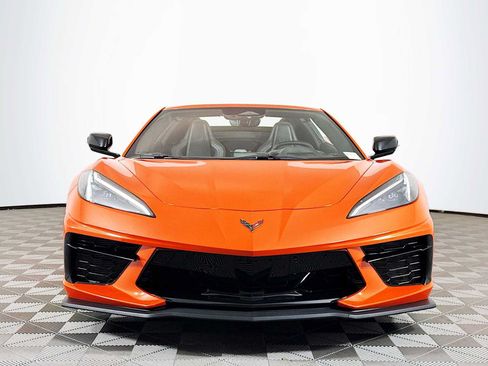 Used 2025 Chevrolet Corvette Stingray Convertible w/ 1LT RWD image 2