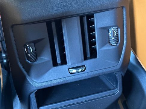 New 2026 BMW X3 xDrive30 w/ Premium Package image 13