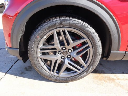 New 2026 Ford Explorer ST-Line w/ ST-Line Street Pack image 22