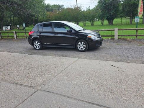 Used 2012 Nissan Versa 1.8 S w/ Special Edition Pkg FWD image 4