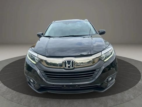 Used 2022 Honda HR-V EX image 2