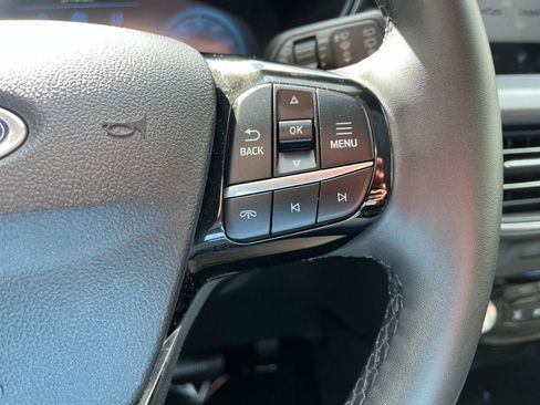 Used 2023 Ford Escape Platinum w/ Premium Technology Package AWD/4WD image 30