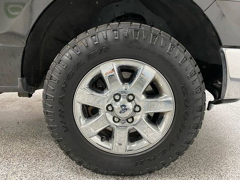 Used 2013 Ford F150 XLT w/ XLT Chrome Pkg image 21