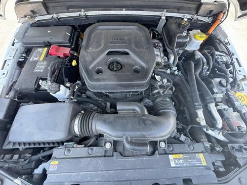Certified 2023 Jeep Wrangler Unlimited Sahara w/ Cold Weather Group AWD/4WD image 34