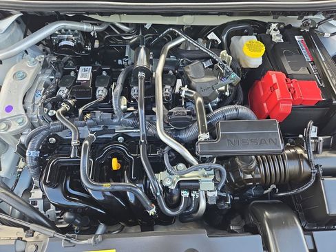 Used 2025 Nissan Sentra S FWD image 29