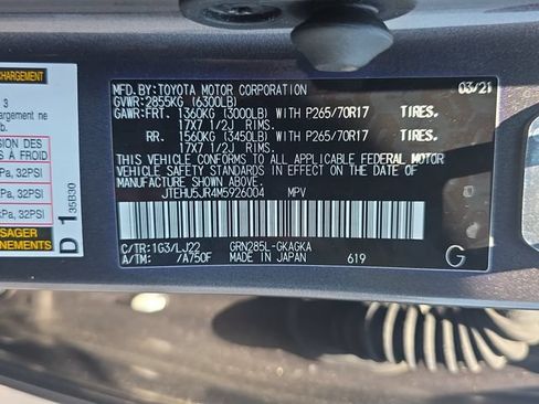 Used 2021 Toyota 4Runner Venture w/ Moonroof Package AWD/4WD image 37