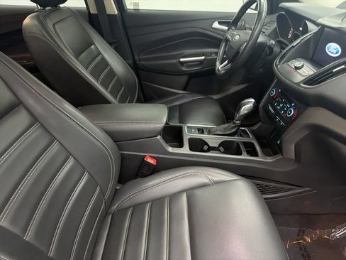 Used 2019 Ford Escape SEL FWD image 30