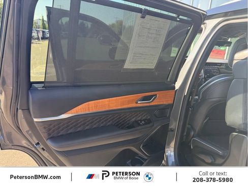 Used 2023 Jeep Grand Cherokee L Summit AWD/4WD image 26