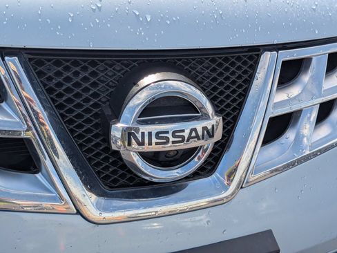 Used 2013 Nissan Rogue SL AWD/4WD image 11