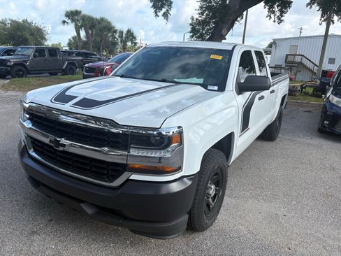 Used 2019 Chevrolet Silverado 1500 W/T w/ WT Convenience Package RWD image 3