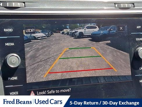 Certified 2023 Volkswagen Tiguan SE w/ Panoramic Sunroof Package AWD/4WD image 19