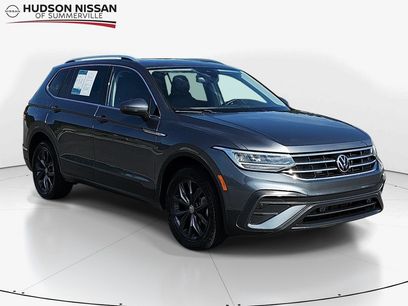 Used 2024 Volkswagen Tiguan SE