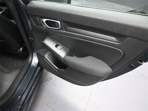 Certified 2025 Honda Civic Sport image 33