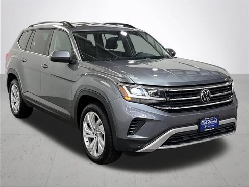 Used 2021 Volkswagen Atlas SE w/ Towing Package AWD/4WD image 8