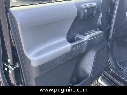 Used 2022 Toyota Tacoma SR5 image 10