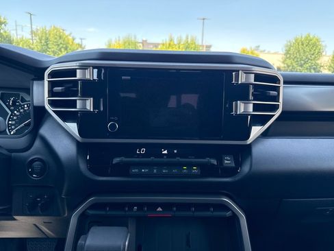 New 2026 Toyota Tundra SR5 w/ SR5 Convenience Package AWD/4WD image 20