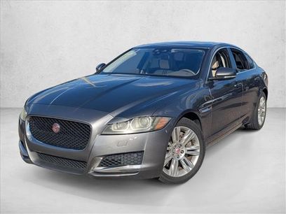 Used 2017 Jaguar XF Premium