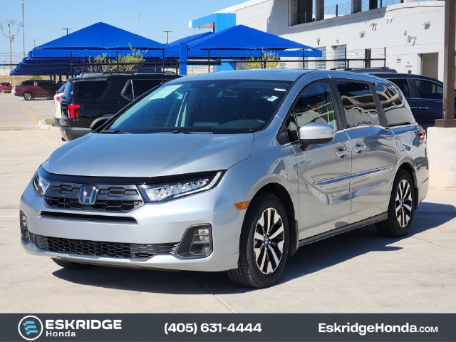 Certified 2026 Honda Odyssey EX-L image 3