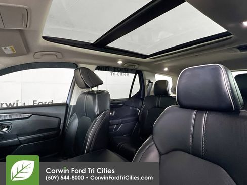 Used 2023 Honda Pilot Elite image 27