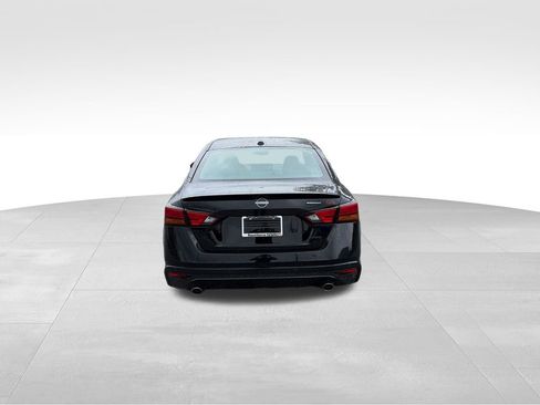 New 2026 Nissan Altima 2.5 SR w/ SR Midnight Edition Package AWD/4WD image 5
