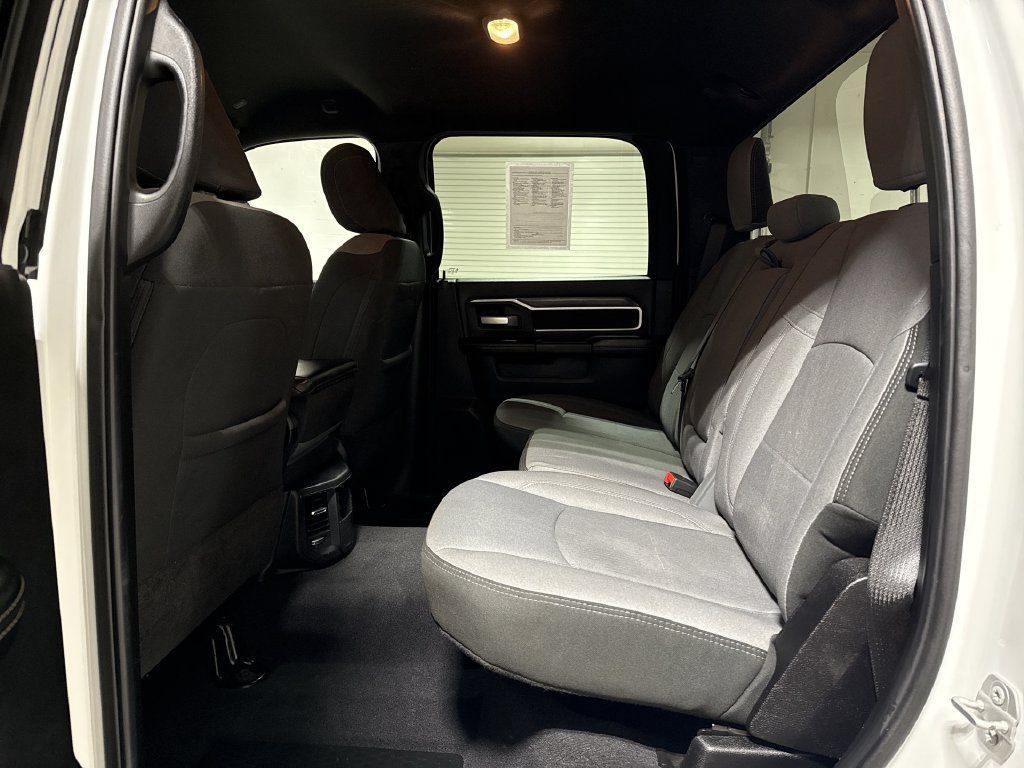 Used 2024 RAM 2500 Big Horn AWD/4WD image 22