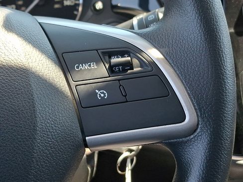 Used 2018 Mitsubishi Outlander ES AWD/4WD image 22