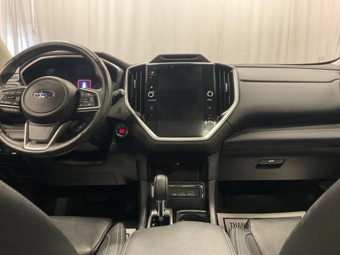 Used 2024 Subaru Ascent Limited w/ Technology Package AWD/4WD image 4