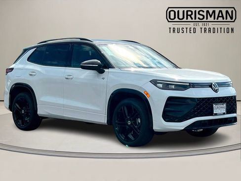 New 2026 Volkswagen Tiguan SE R-Line AWD/4WD image 1