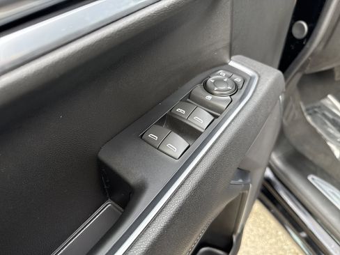 Certified 2025 GMC Sierra 1500 Elevation image 15