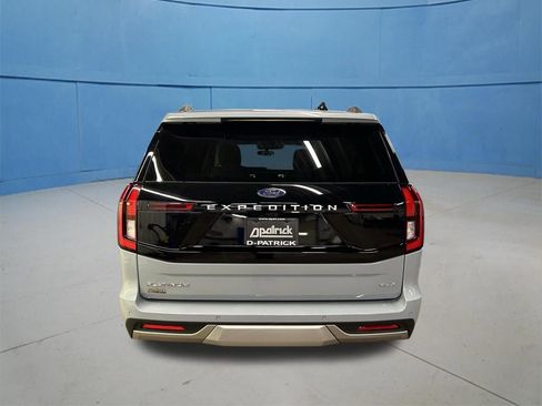New 2026 Ford Expedition Max Platinum w/ Platinum Ultimate Package image 10