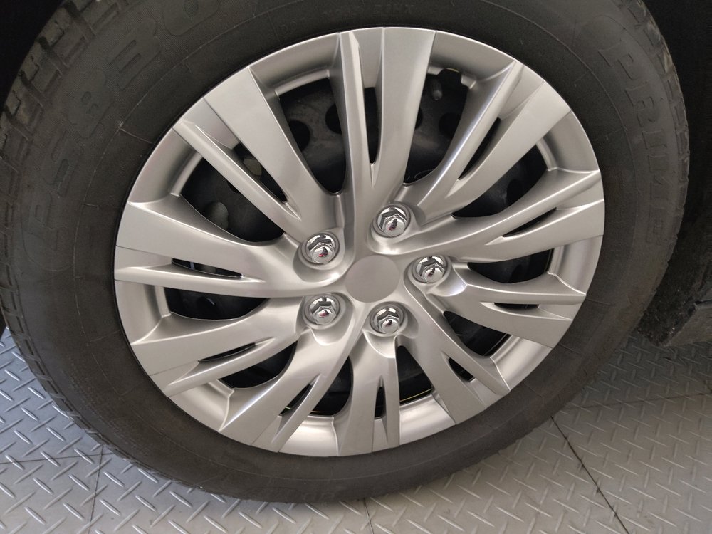 Used 2025 Nissan Sentra S FWD image 31