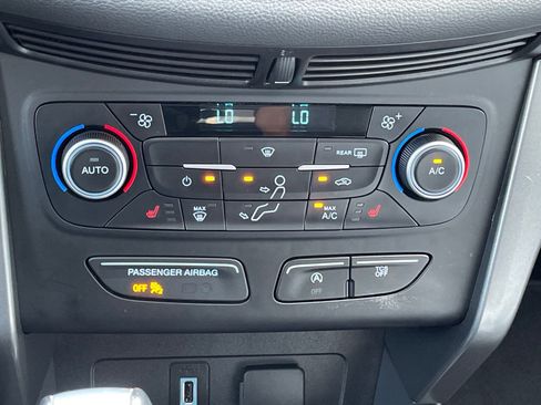 Used 2018 Ford Escape SEL AWD/4WD image 17