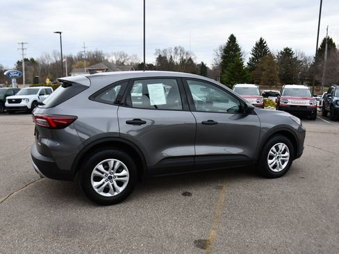 Used 2023 Ford Escape AWD image 7