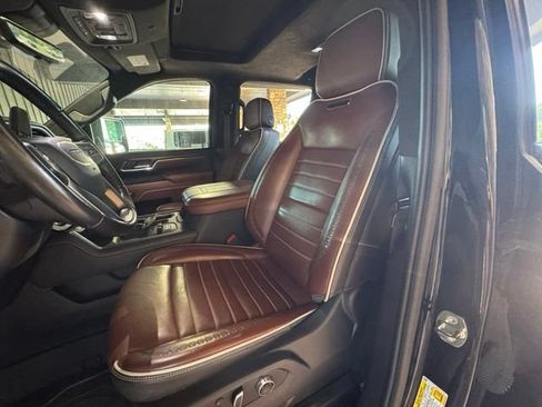 Used 2024 GMC Sierra 2500 Denali Ultimate w/ Max Trailering Package AWD/4WD image 16