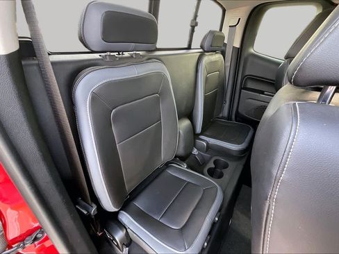 Used 2016 Chevrolet Colorado Z71 AWD/4WD image 18