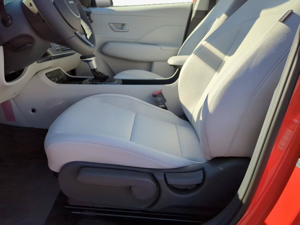 Certified 2026 Hyundai Kona SEL Sport AWD/4WD image 9