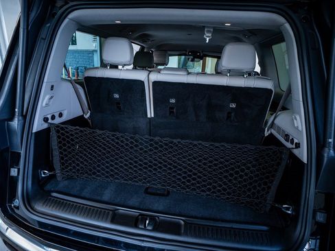 Used 2023 Jeep Wagoneer Series III w/ Preferred Equipment Group image 63