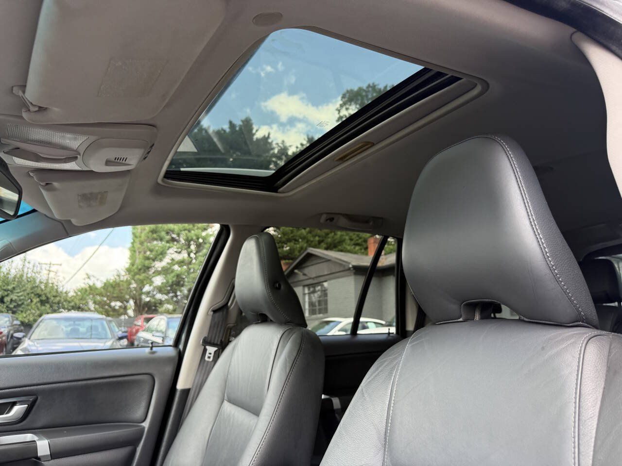Used 2011 Volvo XC90 3.2 AWD/4WD image 23