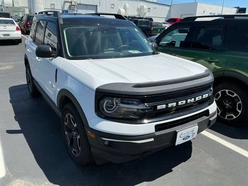 Used 2021 Ford Bronco Sport Outer Banks AWD/4WD image 3