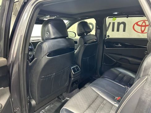 Used 2017 Kia Sorento SX AWD/4WD image 21