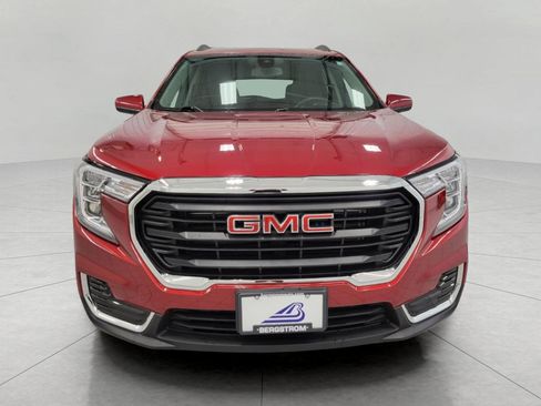 Used 2023 GMC Terrain SLE w/ Driver Convenience Package AWD/4WD image 13