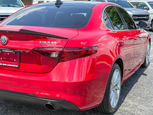 Used 2019 Alfa Romeo Giulia AWD image 20