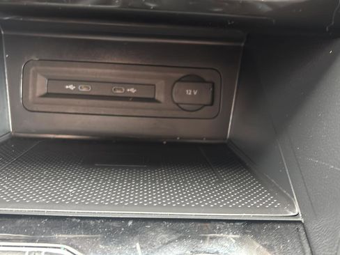 Used 2023 Volkswagen Atlas SE FWD image 28