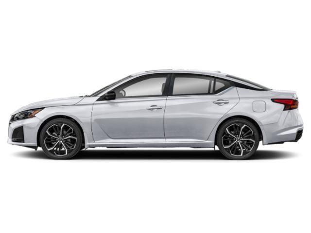 New 2025 Nissan Altima 2.5 SR AWD/4WD image 3