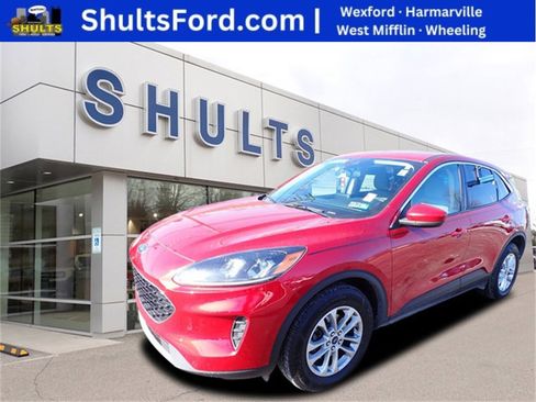 Used 2020 Ford Escape SE image 1